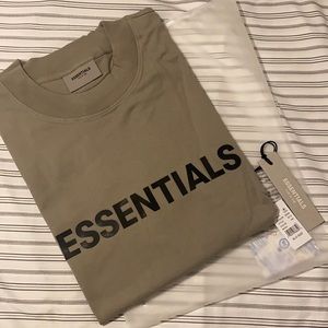 FEAR OF GOD Essentials Longsleeve